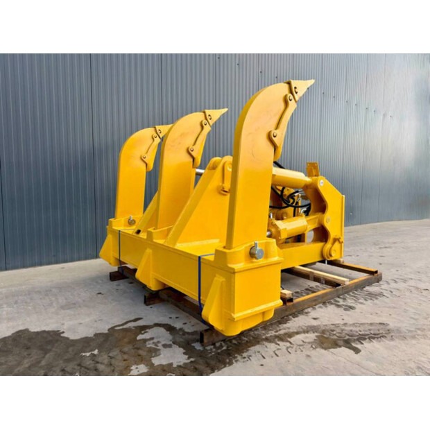 2026 Komatsu D155-48925490