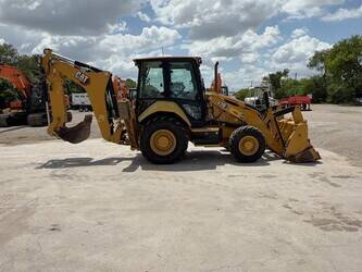 2023-caterpillar-420-48925807