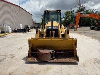 2023-caterpillar-420-48925808
