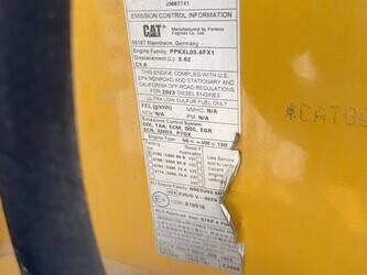 2023-caterpillar-420-48925813