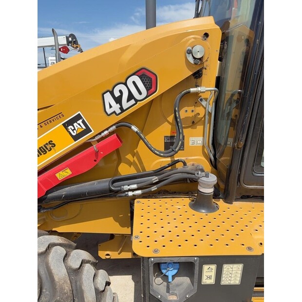 2023 Caterpillar 420-48925814