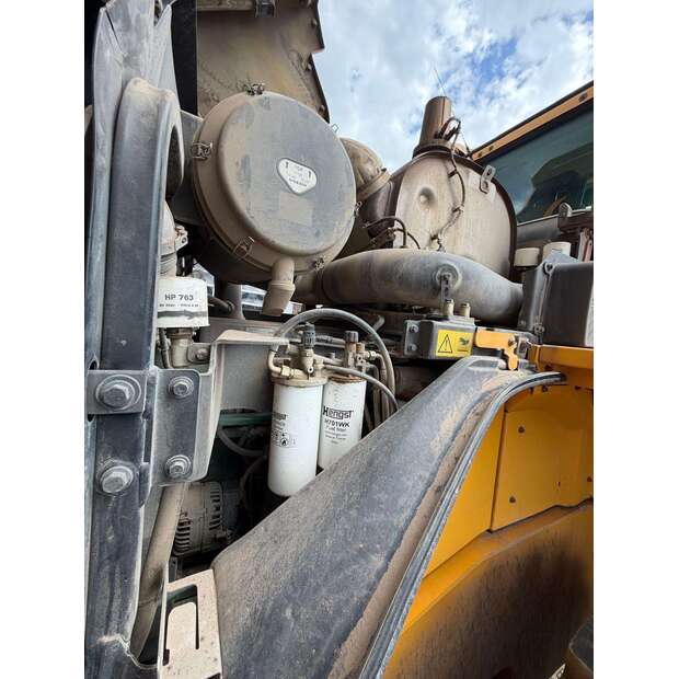 Volvo L180H-48927908