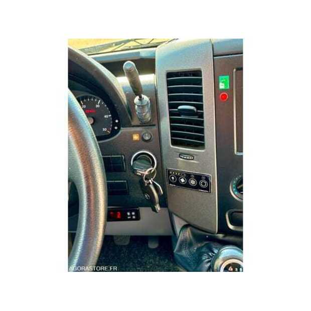2014 مرسيدس بنز 516 CDI-48928609