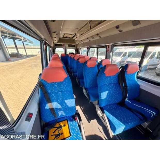 2014 مرسيدس بنز 516 CDI-48928612