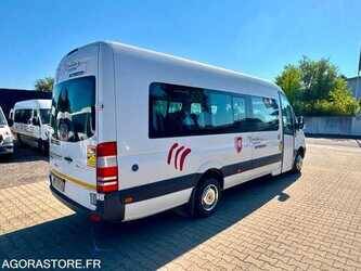 2014-mercedes-benz-516-cdi-48928619