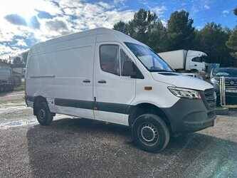 صورة ل عربات مرسيدس بنز SPRINTER