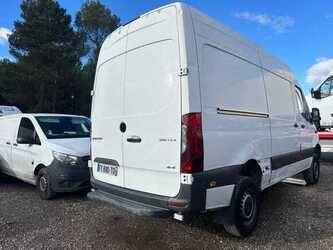 mercedes-benz-sprinter-1482404-48928631