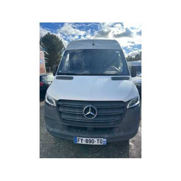 Mercedes-Benz SPRINTER-48928636
