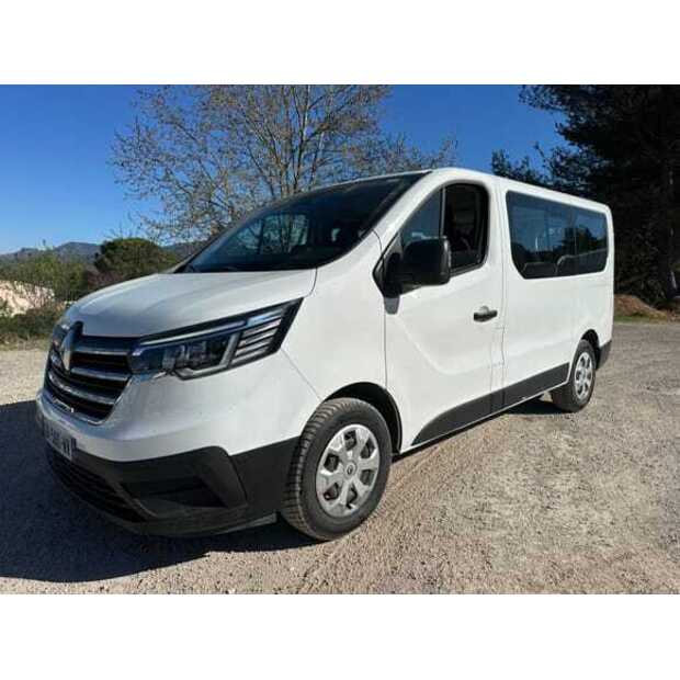 Renault Trafic-48928779