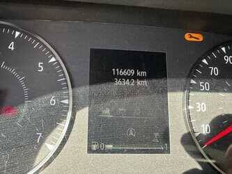 renault-trafic-1482411-48928784