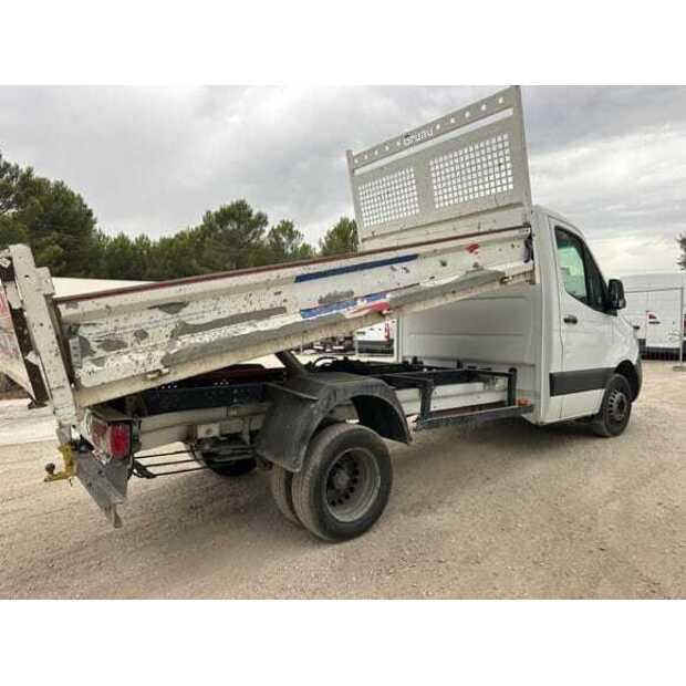 Mercedes-Benz SPRINTER-48928805