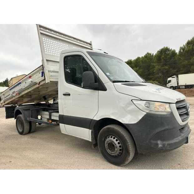 Mercedes-Benz SPRINTER-48928808