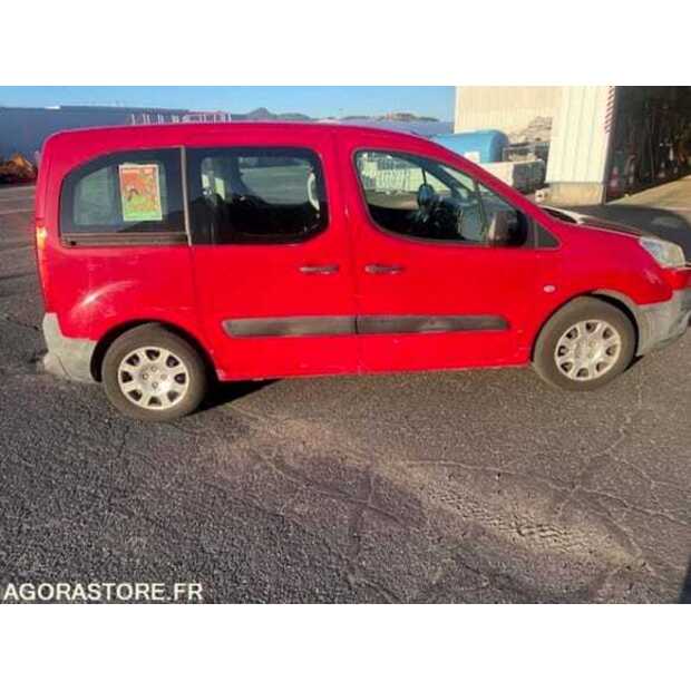 2010 Peugeot PARTNER-48928930