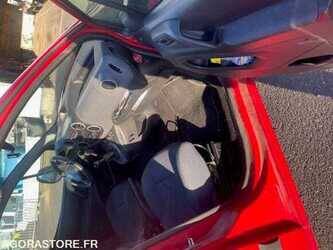 2010-peugeot-partner-1482427-48928937