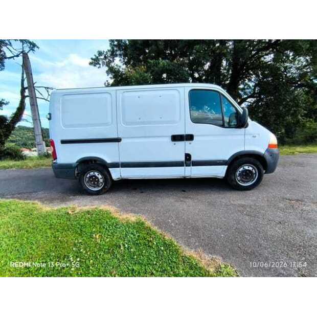 Renault Master-48928939