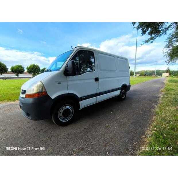 Renault Master-48928940