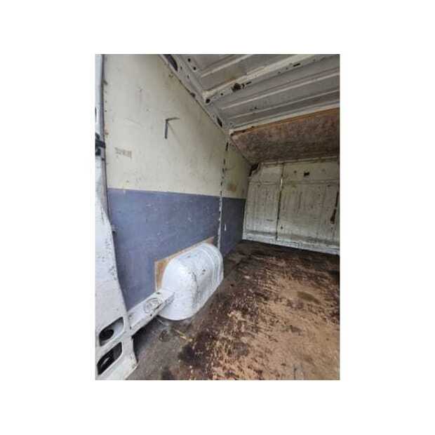 Renault Master-48928944
