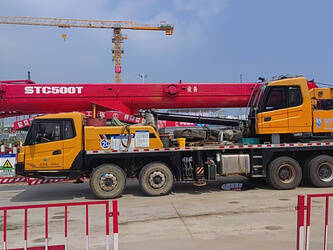 صورة ل شاحنات الرافعات 2020 ساني STC400T
