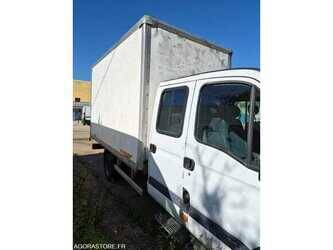 2001-renault-mascot-1482438-48928994
