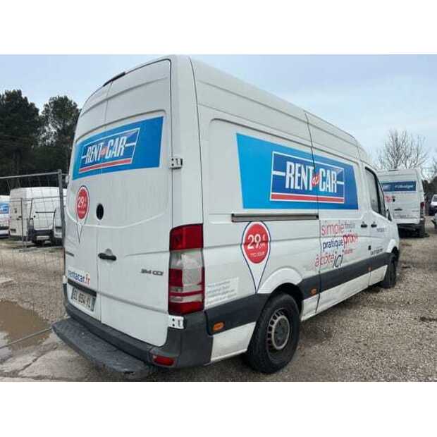 Mercedes-Benz SPRINTER-48929026