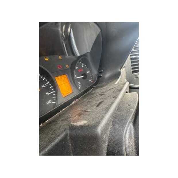 Mercedes-Benz SPRINTER-48929028