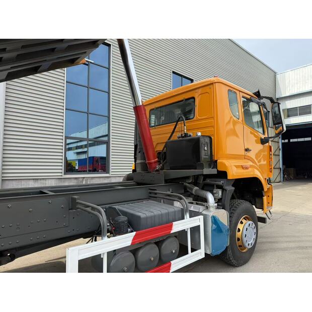 2023 Sinotruk HOWO371-48929516