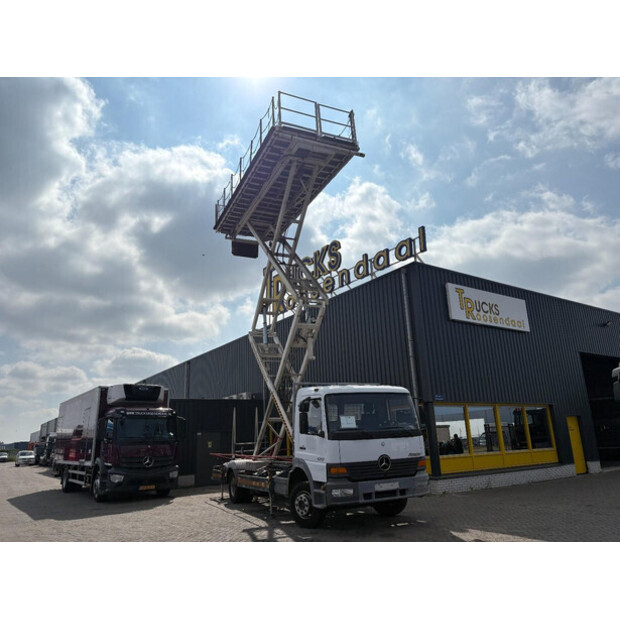 2000 Mercedes-Benz Atego 1317-48930230