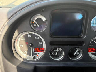 2010-daf-lf55-1482539-48930304