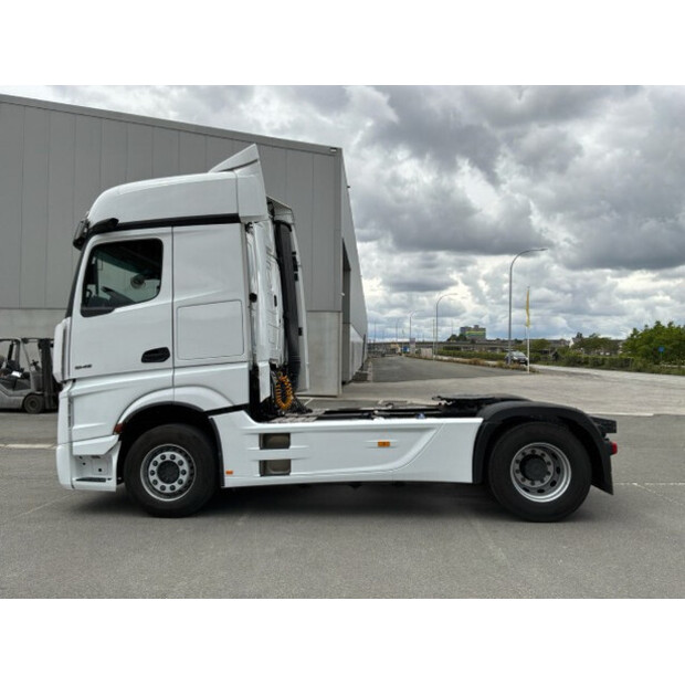 2024 Mercedes-Benz Actros 1945-48930353