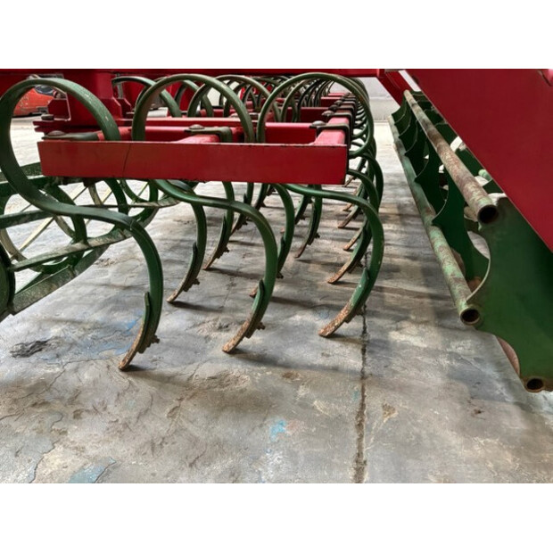 2004 Unia U 680-48930899
