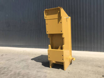 2026-caterpillar-160k-1482784-48932911