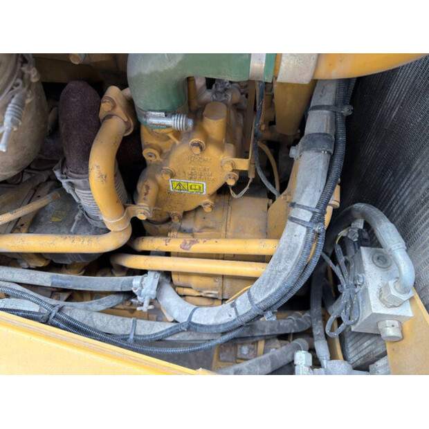 2017 Caterpillar D8T-48933497