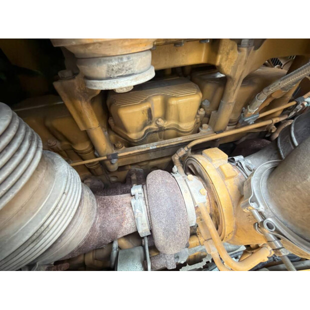2017 Caterpillar D8T-48933498