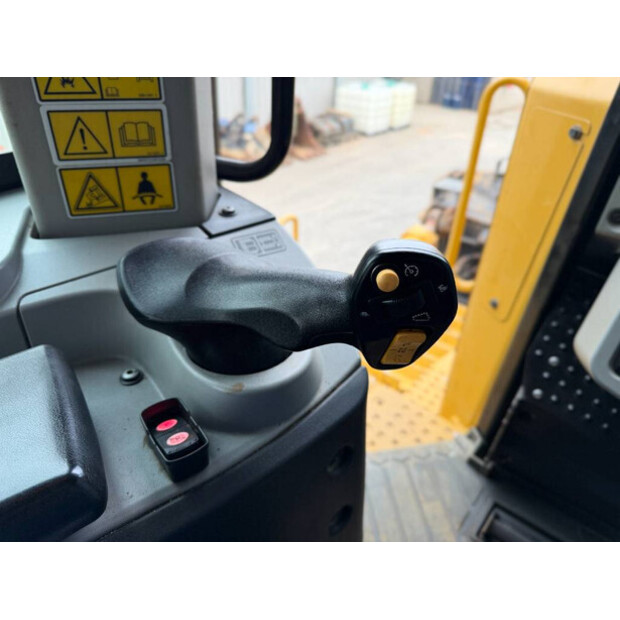 2017 Caterpillar D8T-48933509