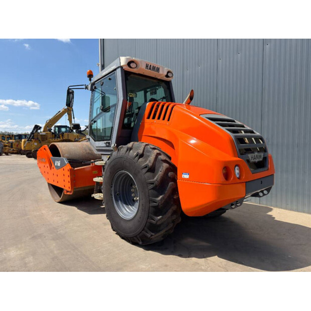 2015 HAMM H16I-48935801