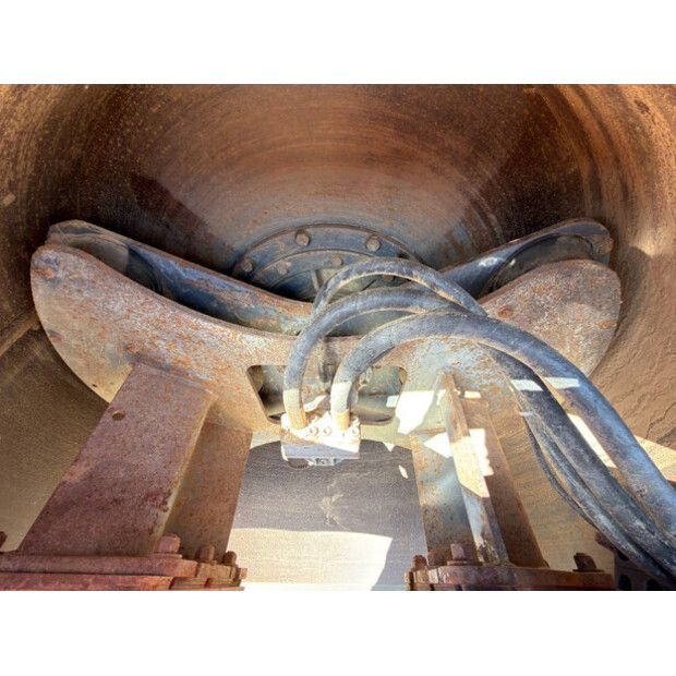 2015 HAMM H16I-48935807