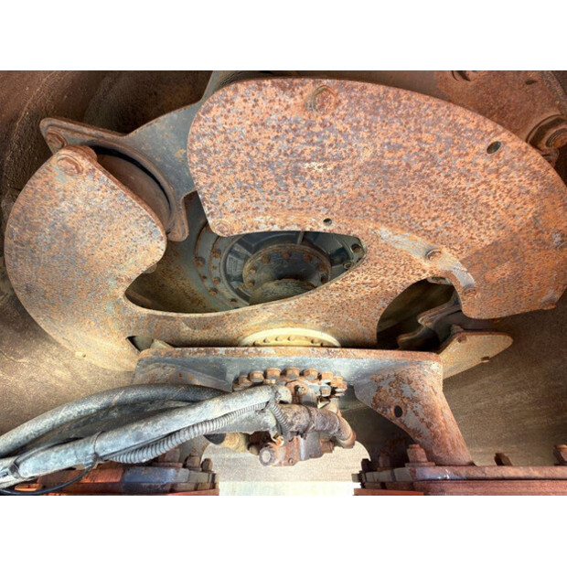 2015 HAMM H16I-48935809