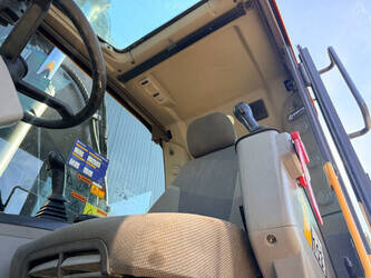 2014-volvo-ew180d-1482909-48936281
