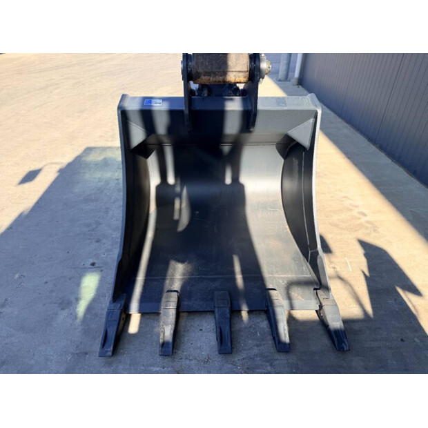 2014 فولفو EW180D-48936295