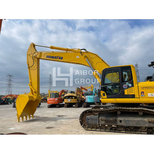 2023 Komatsu PC400-8-48940139