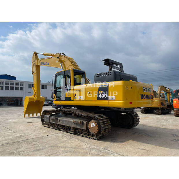 2023 Komatsu PC400-8-48940140