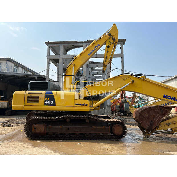 2021 Komatsu PC400-8-48940146