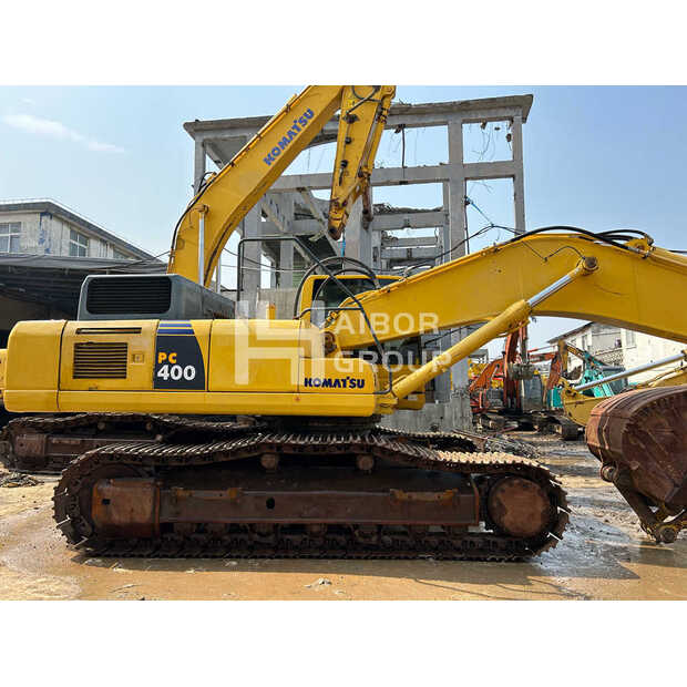 2021 Komatsu PC400-8-48940346