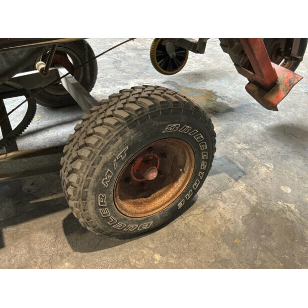 1983 Rainbow 90-48940452