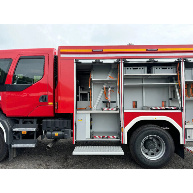 2023 Renault D16-48940579