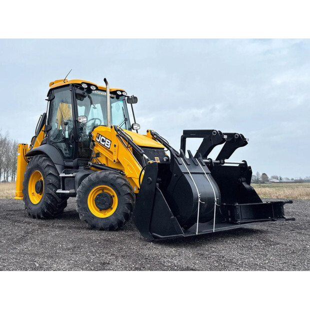2025 JCB 3CX-48940602