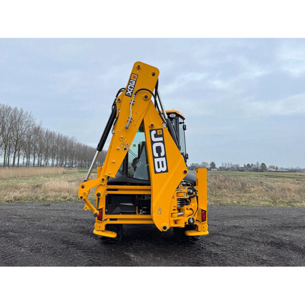 2025 JCB 3CX-48940609