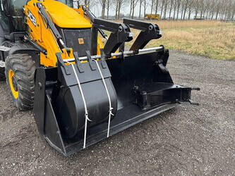2025-jcb-3cx-1482966-48940610