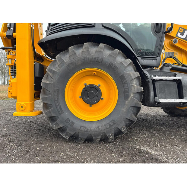 2025 JCB 3CX-48940612