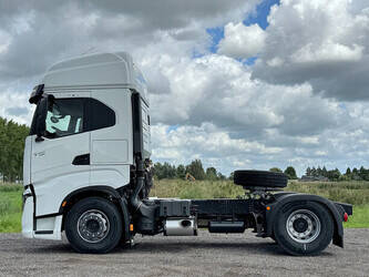 2025-iveco-s-way-1482968-48940629